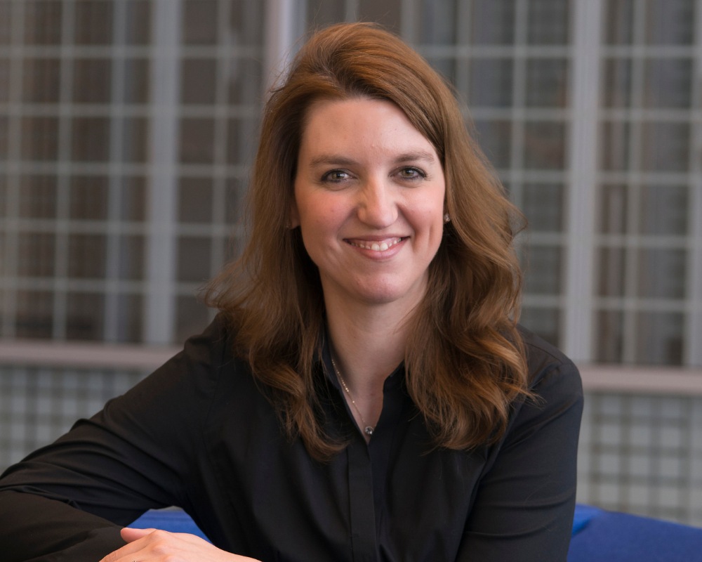 Headshot of Lisa Christensen